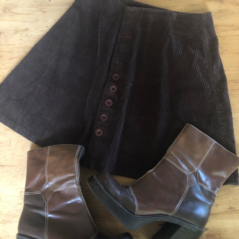 Brown corduroy skirt